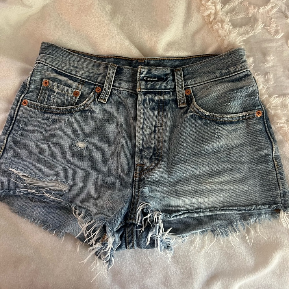 Levi’s 501 shorts